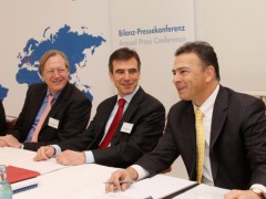 Bilanzpressekonferenz 2013: Der Vorstand der Freudenberg Gruppe: (von links nach rechts) Christoph Mosmann, Dr. Ralf Krieger und Dr. Mohsen Sohi.
