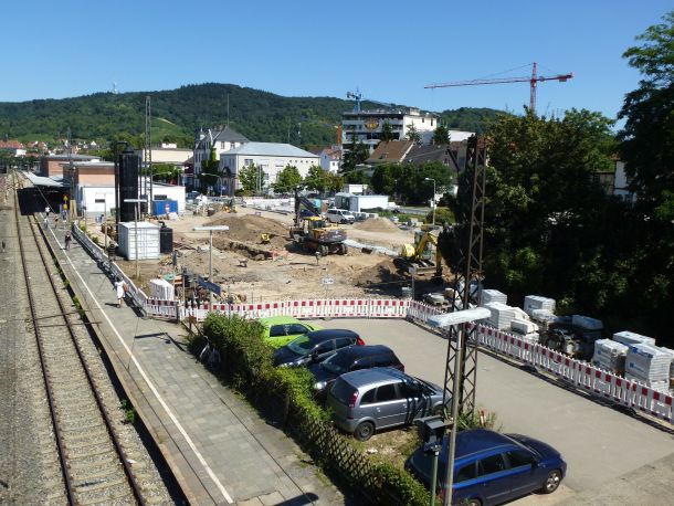 01_Bahnhof_August_13